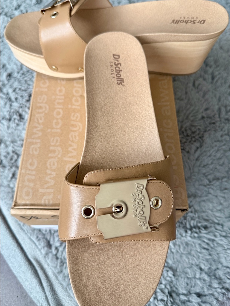 Brand New Dr. Scholl's Original Life Warm Tan Platform Wedge Buckle Wood 9.5 10